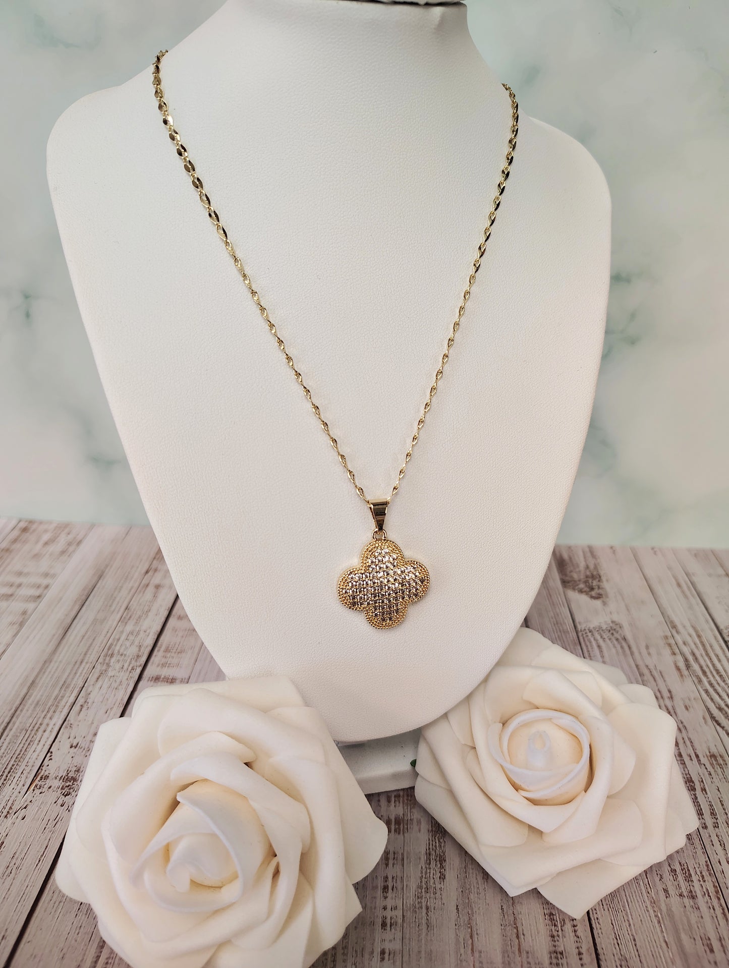 Gold Clover Necklace #N04