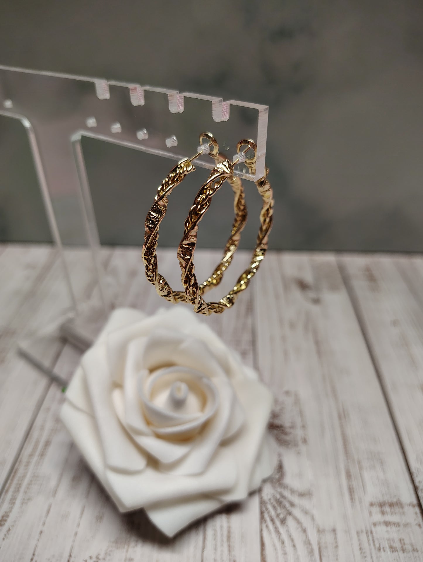 Twisted Bliss Hoops #H06