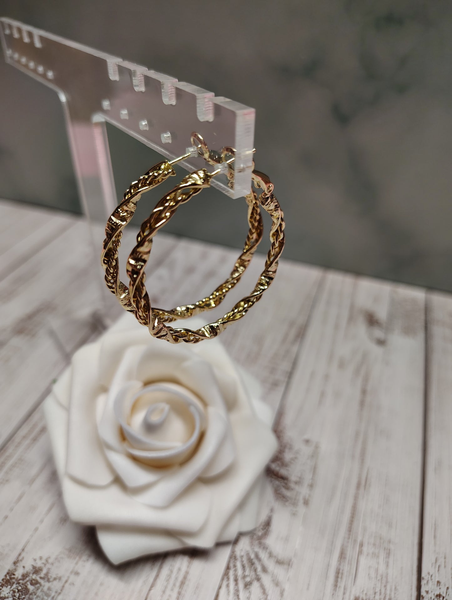 Twisted Bliss Hoops #H06